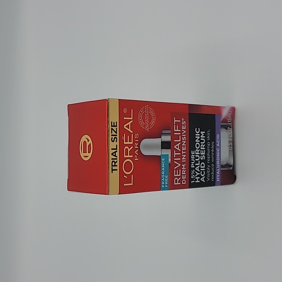 L'Oreal Paris Revitalift Derm Intensives Hyaluronic Acid Face Serum, Trial Size. - Picture 2 of 7